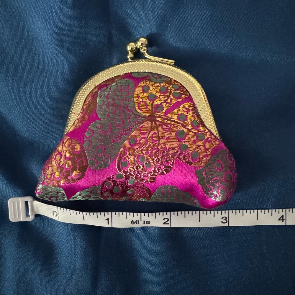 Kisslock Coin Purse - Brocade Print Small Clasp Vintage-Style Wallet - Picture 2 of 9